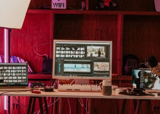 pexels-amar-11063289